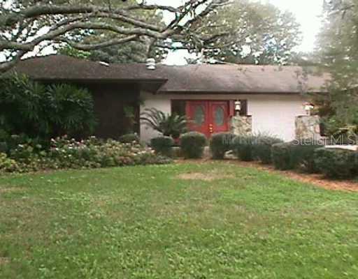 610 Herchel Dr., Temple Terrace, FL 33617