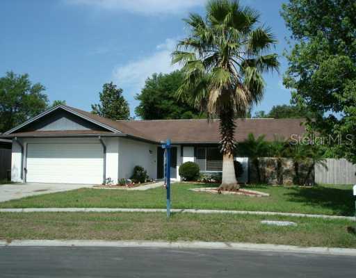 605 Rollingwood Ln., Valrico, FL 33594