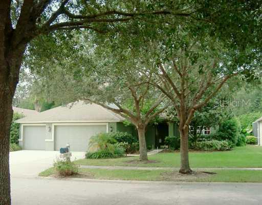 3507 Autumn Glen Dr., Valrico, FL 33596