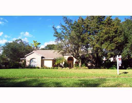 8814 Cross Landing Ln., Riverview, FL 33578