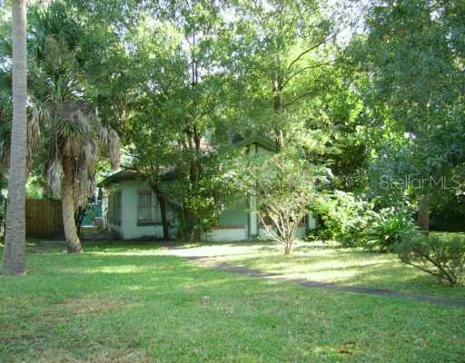 2203 N Riverside Dr., Tampa, FL 33602