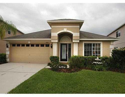 18207 Sandy Pointe Dr., Tampa, FL 33647