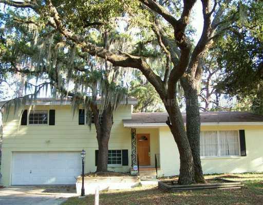 119 Ashbrook Dr., Brandon, FL 33511