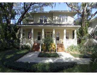 2706 W Bay Ave., Tampa, FL 33611