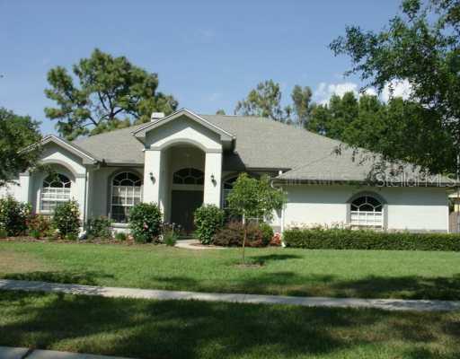 17207 Tiffany Shore Dr., Lutz, FL 33549