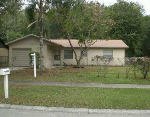 2207 Elise Marie Dr., Seffner, FL 33584