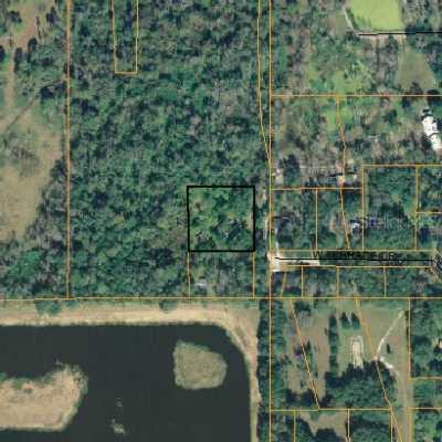 1303 W Terrace Dr., Plant City, FL 33566