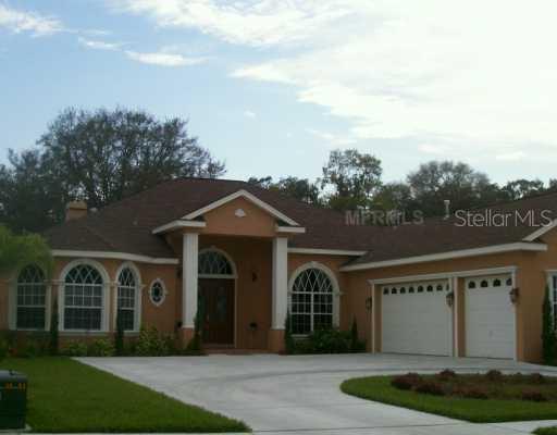 1116 Carriage Park Dr., Valrico, FL 33594
