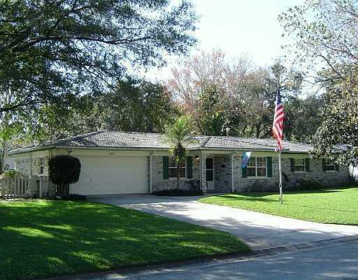 405 Dali Dr., Brandon, FL 33511