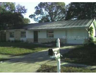 1214 Windsor Cir., Brandon, FL 33510