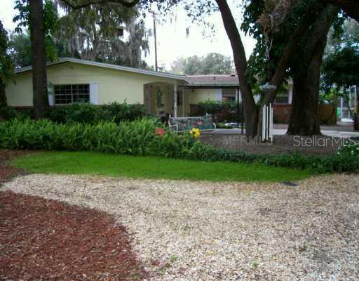 910 Edgedale Cir., Brandon, FL 33510