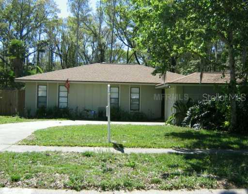 1020 Wildrose Dr., Lutz, FL 33549
