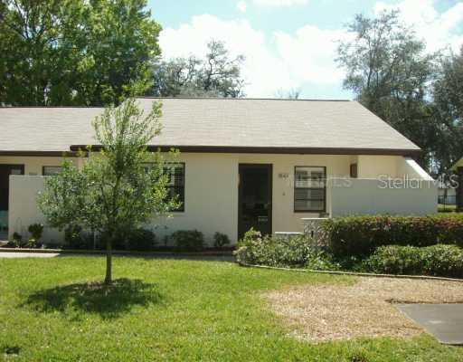38414 Cottonwood Pl. #J, Zephyrhills, FL 33542