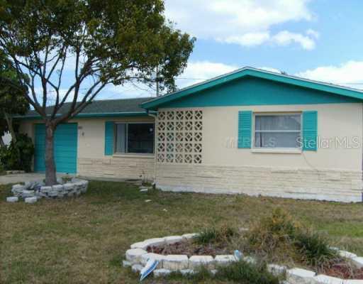 5431 Poinsettia Dr., New Port Richey, FL 34652