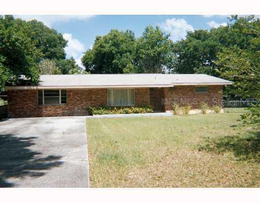 904 Woodland Dr., Seffner, FL 33584