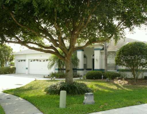 1739 Leichester Ct., Lutz, FL 33549