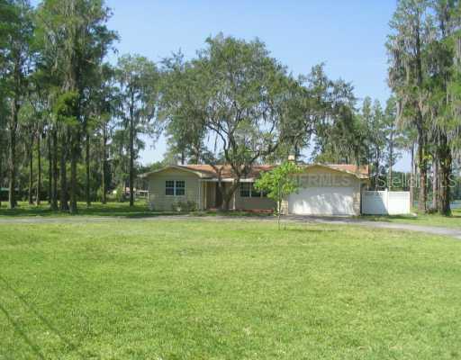 17308 Sherman Rd., Lutz, FL 33558