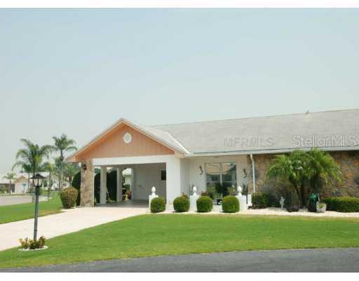 1215 Lakehouse Ct. #10, Sun City Center, FL 33573