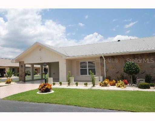 303 Faircross Creek #8, Sun City Center, FL 33573
