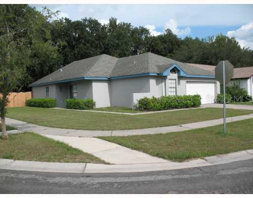 1327 Hatch Pl., Valrico, FL 33594