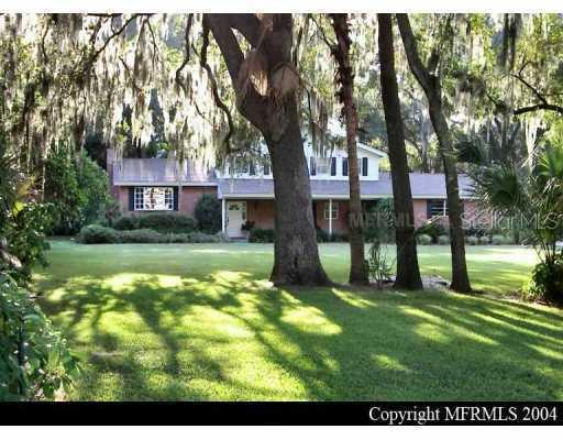 1006 Mount Carmel Rd., Brandon, FL 33511