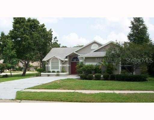 853 Crestridge Cir., Tarpon Springs, FL 34688