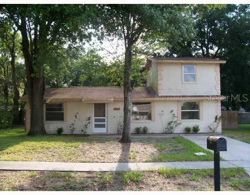 811 Kirkcaldy Way, Valrico, FL 33594