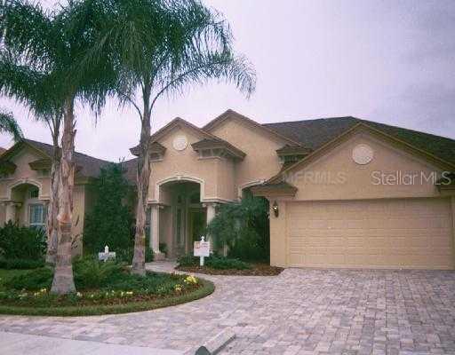 27125 Winged Elm Dr., Wesley Chapel, FL 33544