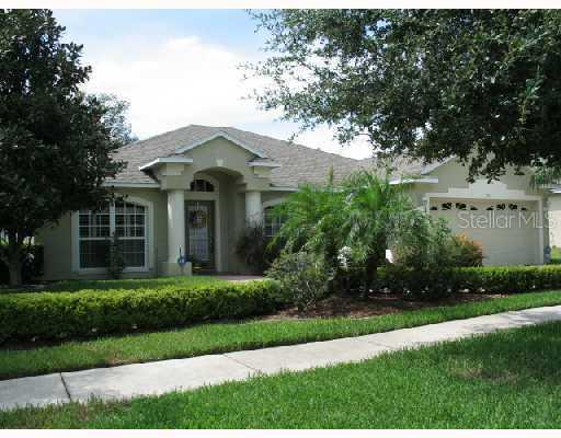 702 Berry Bramble Dr., Brandon, FL 33510