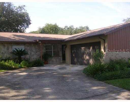 2505 Ridgetop Way, Valrico, FL 33594