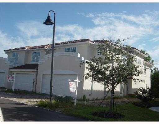 248 Valencia Cir., St Petersburg, FL 33716