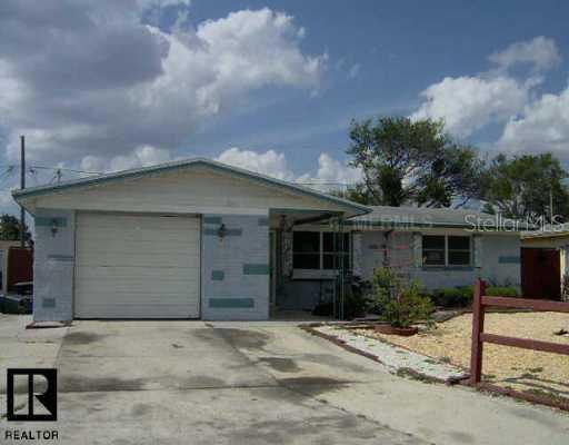 3911 Cedarwood Dr., Holiday, FL 34691