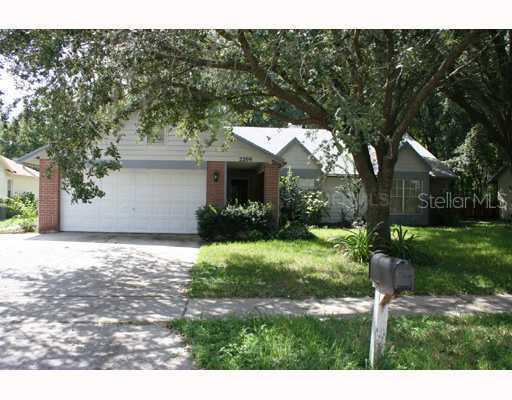 2209 Groveland Dr., Lutz, FL 33549