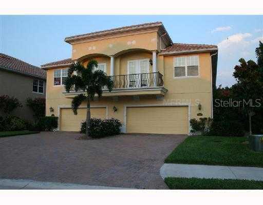 180 Banyan Bay Dr., St Petersburg, FL 33705
