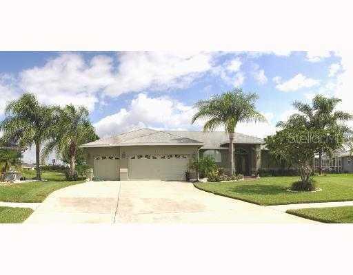 1734 Leichester Ct., Lutz, FL 33549