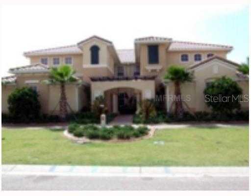 1418 Emerald Dunes Dr. #8, Sun City Center, FL 33573