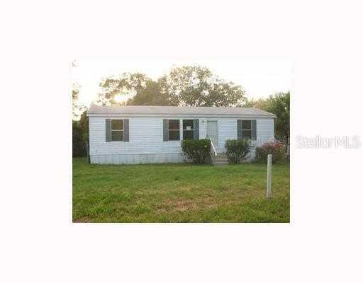 1222 Rowell St., Auburndale, FL 33823