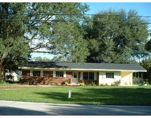 112 Hidden Lake Dr., Brandon, FL 33511