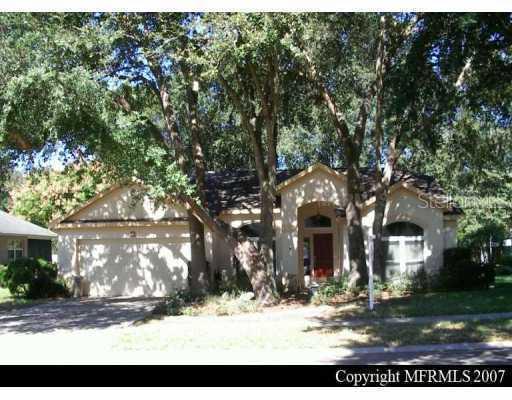 222 Bryan Oak Ave., Brandon, FL 33511