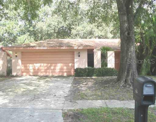 812 Centerwood Ct., Brandon, FL 33511