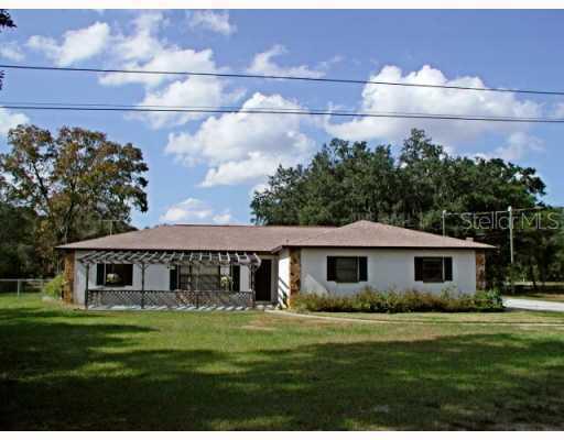 18508 Barton Dr., Lutz, FL 33549