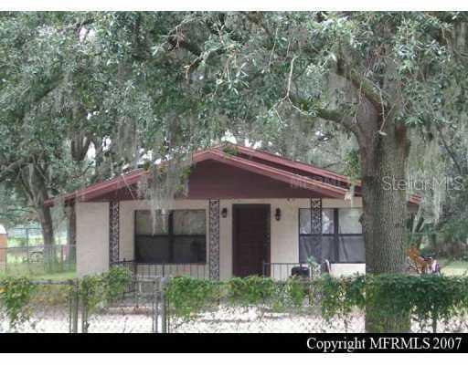 1016 Jerry Smith Rd., Dover, FL 33527