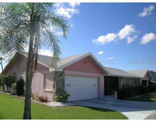 318 Faircross Cir., Sun City Center, FL 33573