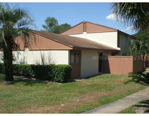 8601 Cattail Dr., Temple Terrace, FL 33637