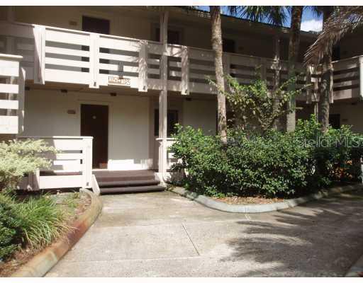 4766 238/240 Fox Hunt Dr., Wesley Chapel, FL 33543