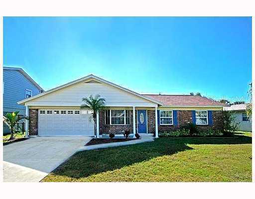 4657 Bay Crest Dr., Tampa, FL 33615