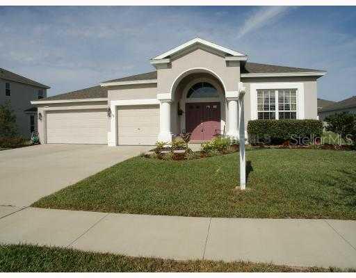 2022 Heartland Cir., Valrico, FL 33594