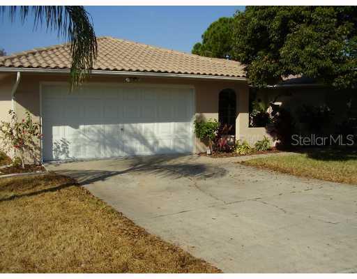 6952 Bottlebrush Dr., Port Richey, FL 34668