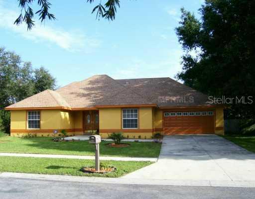 510 Hickory Lake Dr., Brandon, FL 33511