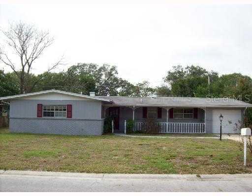 315 Terrace Dr., Brandon, FL 33510